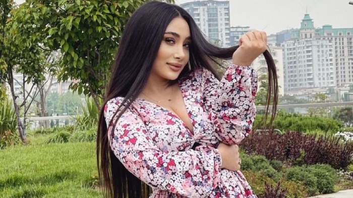 meshur-mugenni-evleneceyi-sexsin-adini-aciqladi-kimin-nece-oldugunu-bilib-meni-secib-video-1707899514