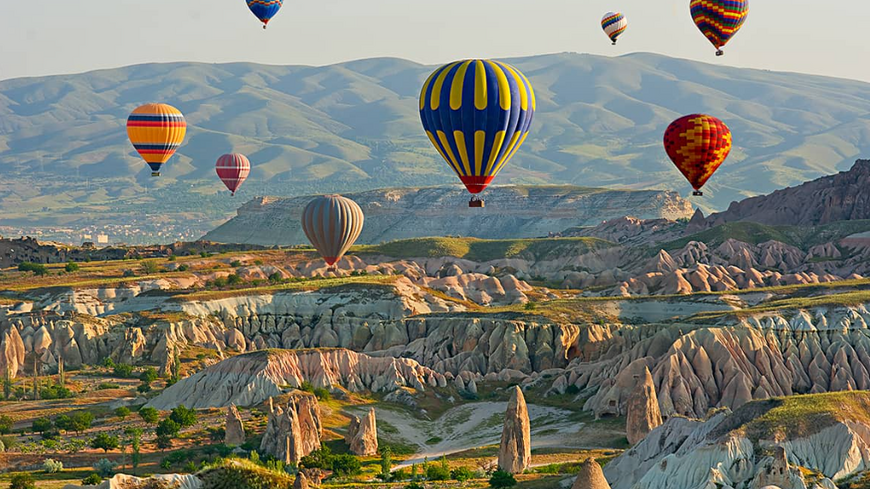azerbaycanda-kapadokya-ile-muqayise-edilen-milli-park-yaradilir-fotolarnbsp-1713016254