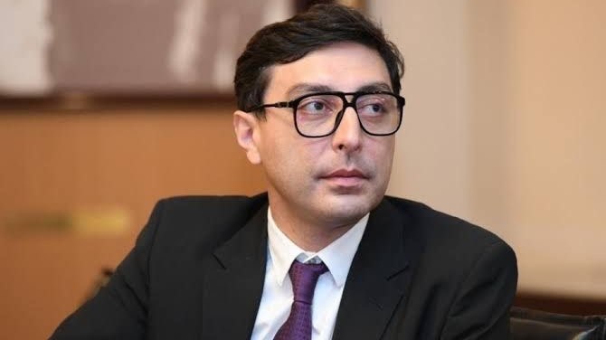 nazir-olimpiadani-izleyir-iscileri-telesik-adlar-aciqlayir-gencler-ve-idman-nazirliyindeki-muemmali-qrant-neticeleri-1722612091