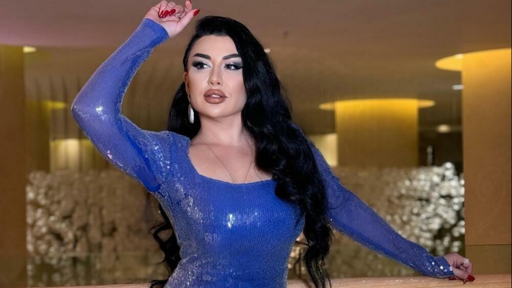 reqqase-fatime-feteliyeva-deleduzluqla-uzlesdi-1735932708