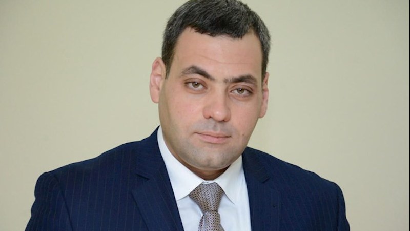 yeni-vezifeye-teyin-olunan-ferid-esgerov-kimdir-fotolar-1740508016
