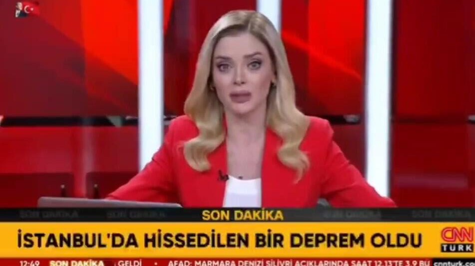 istanbulda-zelzele-ani-canli-yayimda-studiya-bele-silkelendi-videonbsp-1745404138