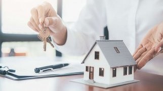 bakinin-harasinda-ev-daha-ucuzdur-qiymetler-aciqlandinbsp-1745660745