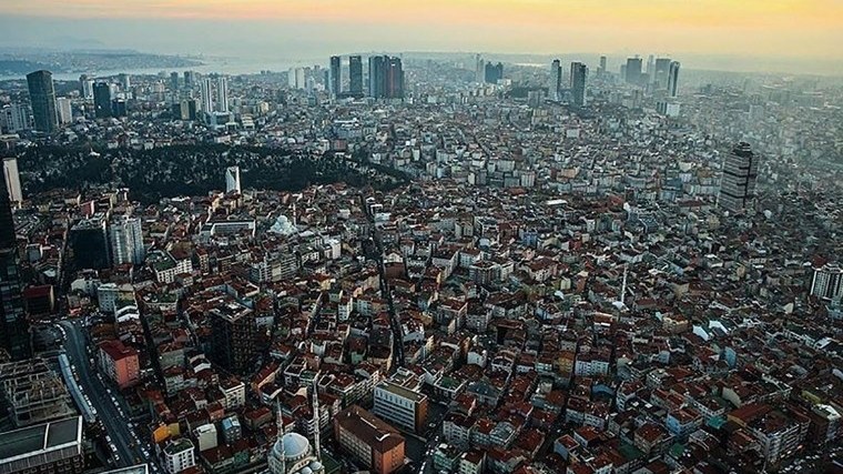 istanbulla-bagli-dehsetli-proqnoz-ele-guclu-zelzele-olacaq-kinbsp-1745676106