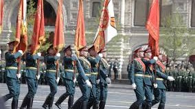 siyahi-yayildi-19-lider-moskvaya-gedir-foto-1745758493