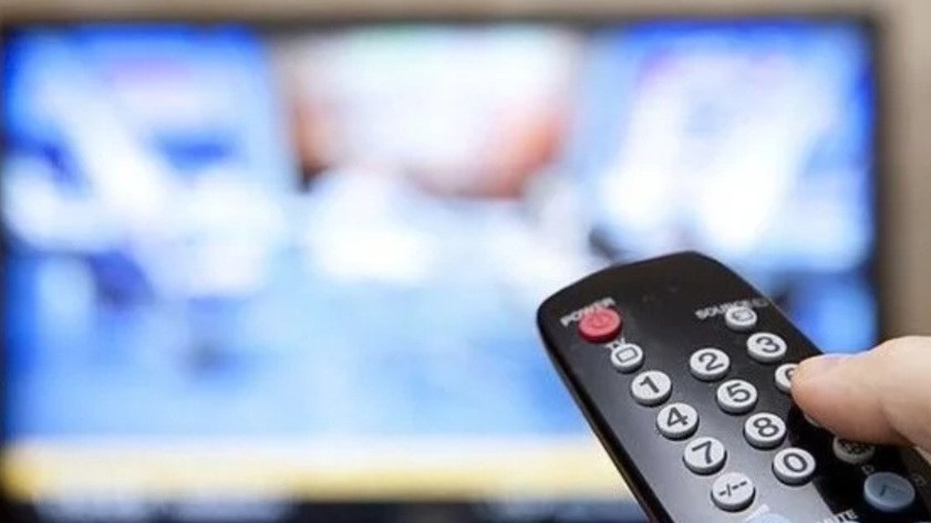 meshur-telekanal-fealiyyetini-dayandirdi-1746268888