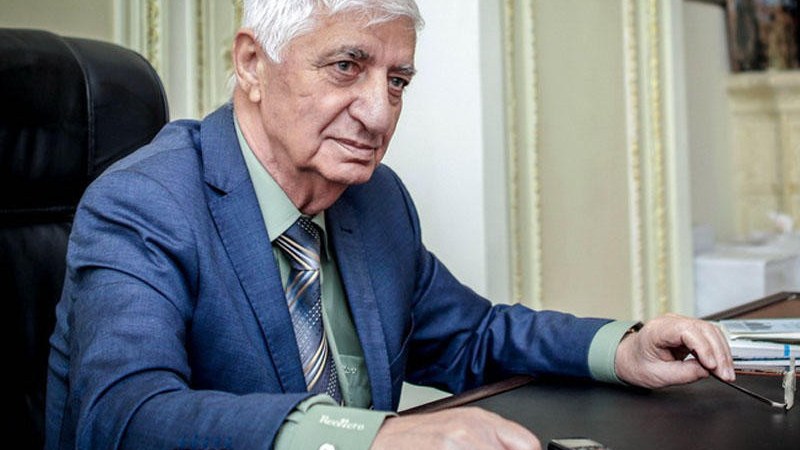 prezident-fikret-qoca-ile-bagli-serencam-imzaladinbsp-1746709221