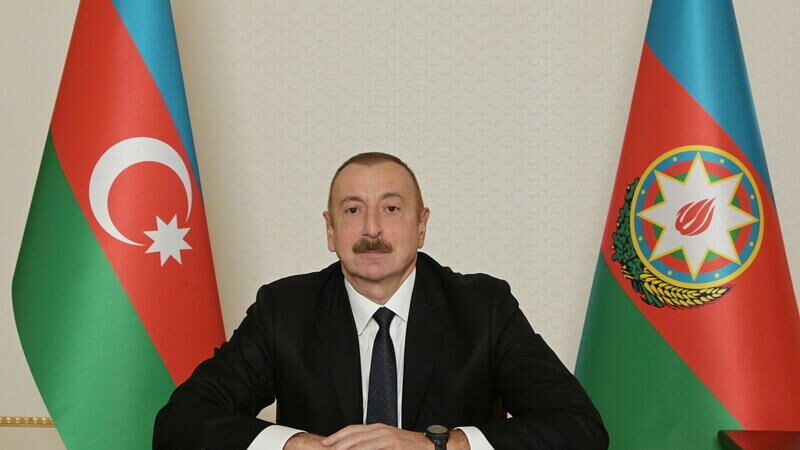 ilham-eliyev-zirve-toplantisinin-istirakcilarina-muraciet-etdi-1746705483