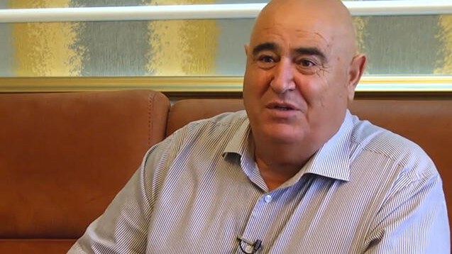 serurlu-1-milyonluq-qalmaqaldan-danisdi-orada-ne-oyun-cixardisa-1746682984