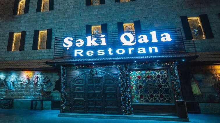 bakinin-merkezinde-meshur-restoran-sokulur-plana-dusub-fotonbsp-1746692831