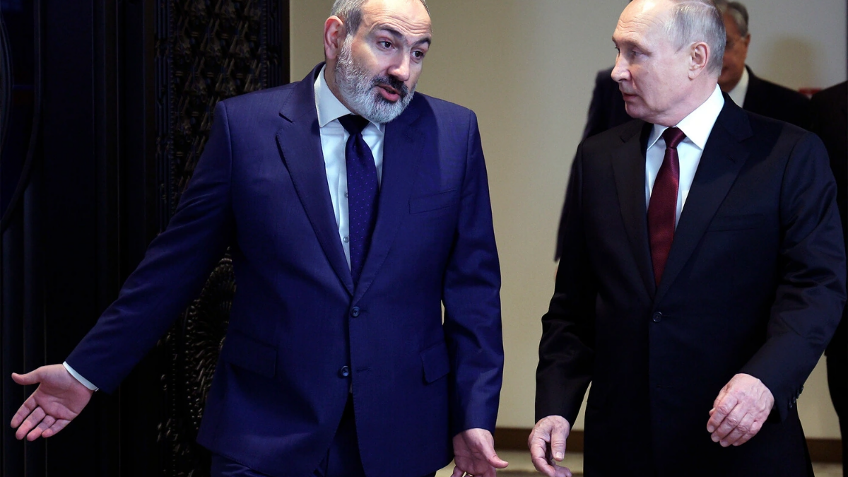 putin-pasinyana-yerini-gosterdi-videonbsp-1746783612