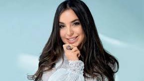 leyla-eliyeva-romada-nizami-gencevinin-heykelini-ziyaret-etdi-foto-1746984230