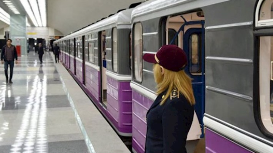 baki-metrosunda-qepikle-odenis-edilmesin-deye-gorun-ne-etdiler-fotonbsp-1748430899