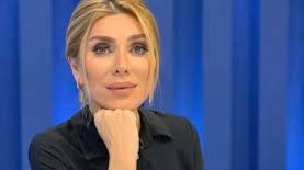 atasinin-vefatindan-sonra-ilk-defe-efirde-video-1749584854