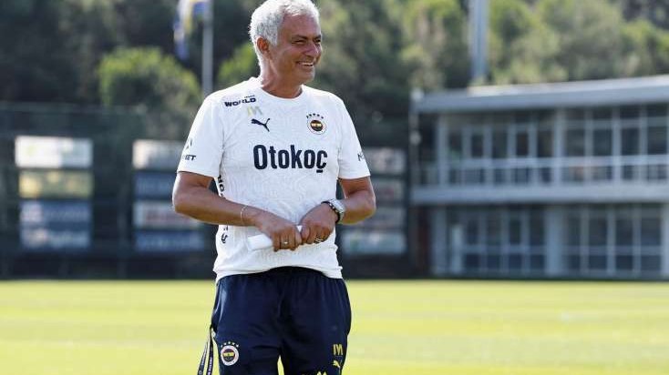 mourinyo-fenerbaxcadan-ayrilmaq-ucun-sertini-aciqladi-1749535157