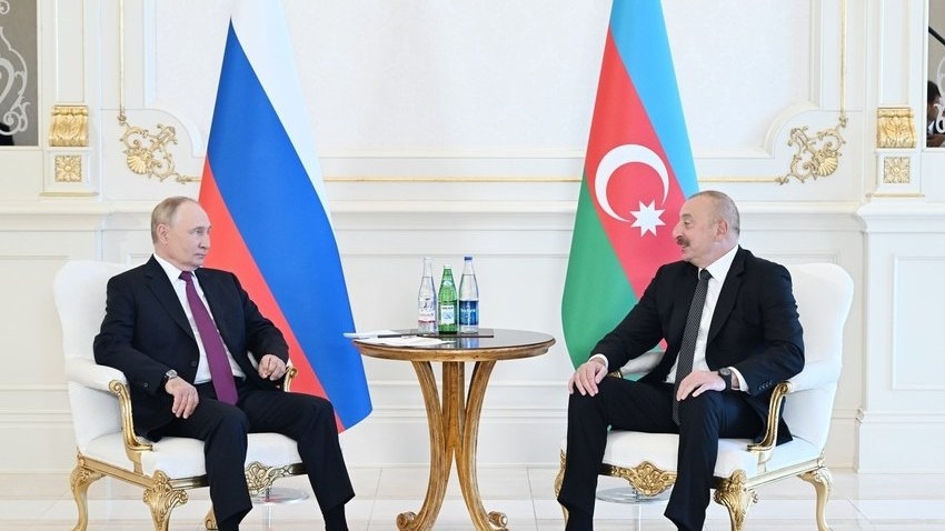 ilham-eliyev-putini-tebrik-etdinbsp-1749713055