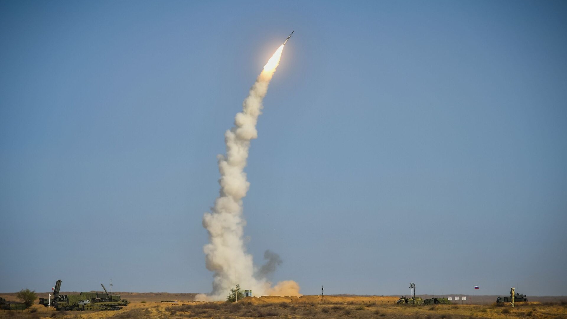 israil-iranin-herbi-elaqe-merkezini-vurdu-1750093686