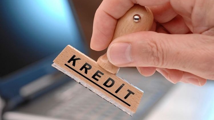 kredit-borcu-olanlarin-nezerine-bunu-mutleq-bilmelisiniz-1750223572
