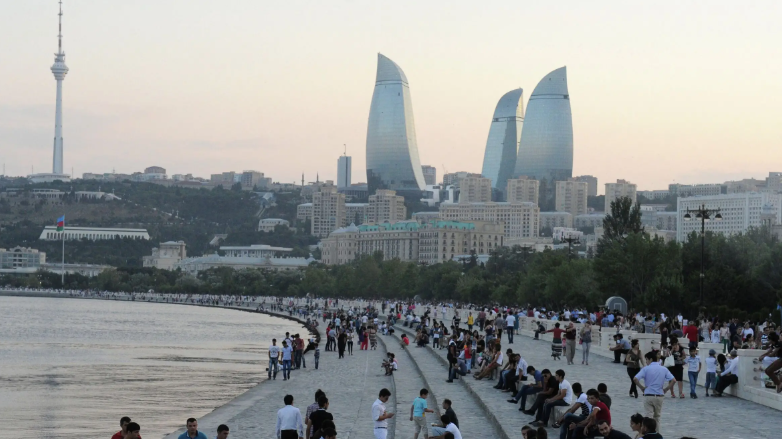 qeyri-is-gunlerinin-vaxti-deyisdi-bu-sexsler-narazi-qaldi-sebebnbsp-1750310654