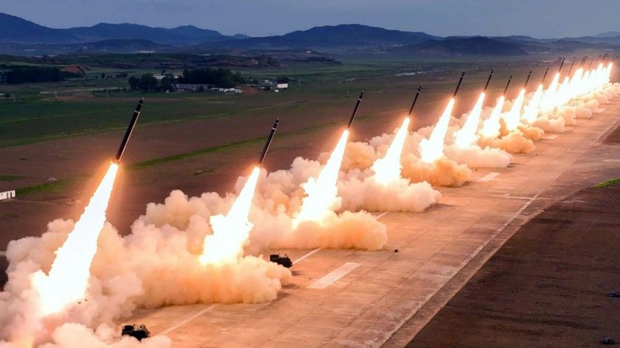 daha-bir-superguc-raket-yagisina-tutuldu-yeni-muharibenbsp-1750334912