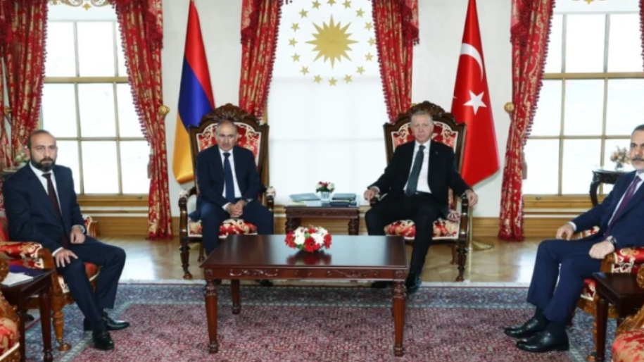 pasinyan-erdogandan-3-sey-istedi-detallarnbsp-1750487267