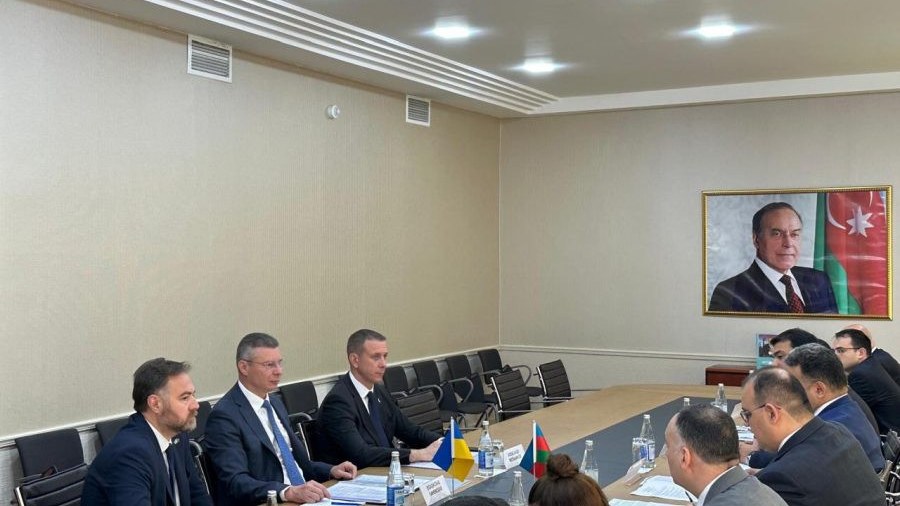 azerbaycanla-ukrayna-arasinda-protokol-imzalandi-foto-1751297587