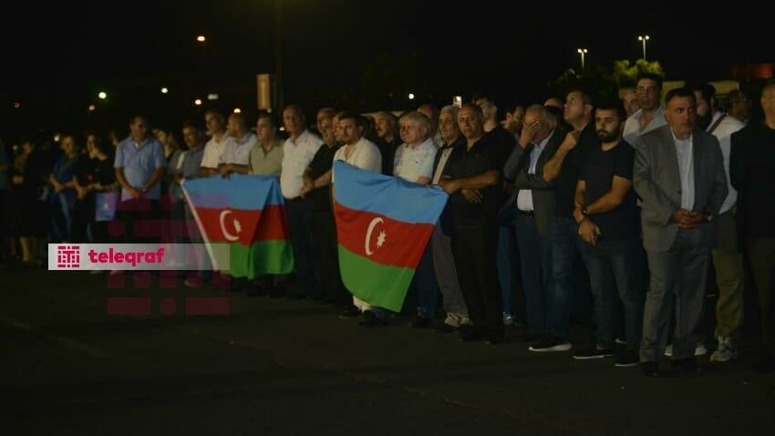 huseyn-ve-ziyeddin-seferovlarin-cenazeleri-bakiya-getirildi-1751303018