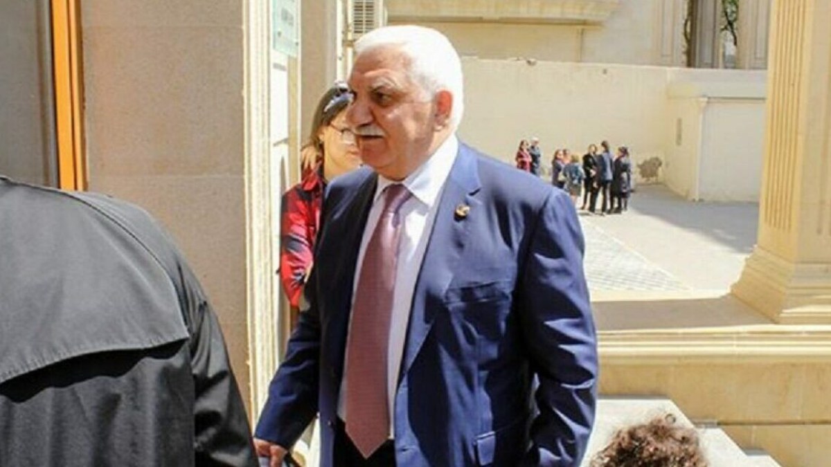 beyler-eyyubovun-vezifeden-getmesi-sabiq-nazir-her-seyi-acdinbsp-1751433698