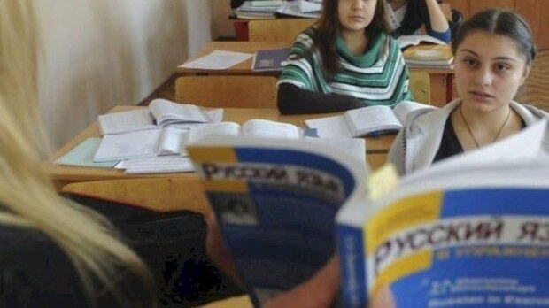son-deqiqe-rusdilli-mekteblerin-baglanmasi-ile-bagli-vacib-xeber-1751546153
