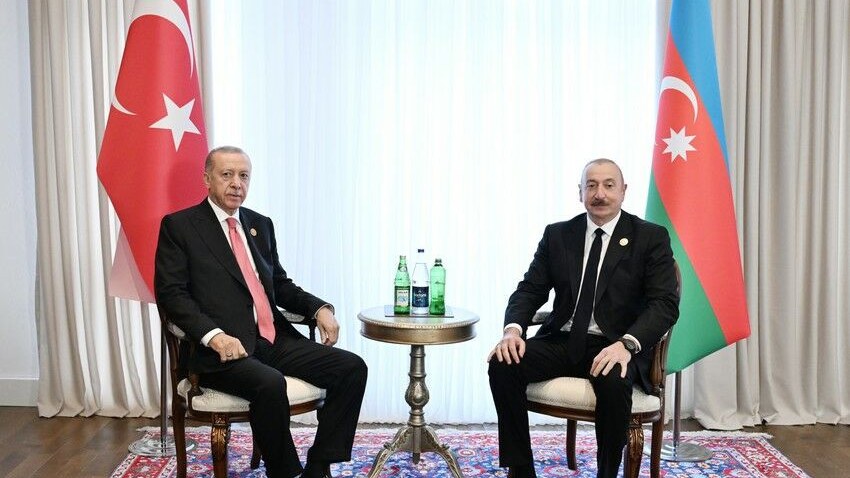 ilham-eliyev-erdoganla-gorusdu-fotoyenilendi-1751641972