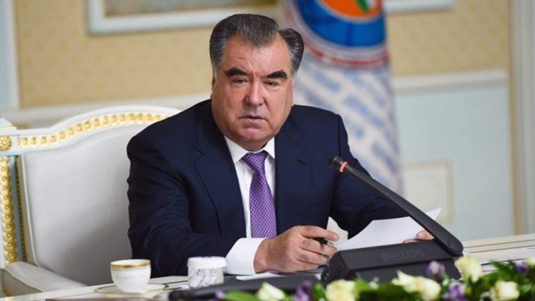 tacikistan-prezidentinin-azerbaycana-seferi-basa-catdi-1751644947