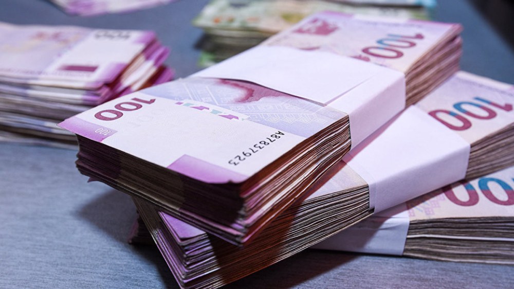 vetendaslara-banklarla-bagli-muhum-xeberdarliq-bir-bankda-100-min-manatdan-cox-1752670403