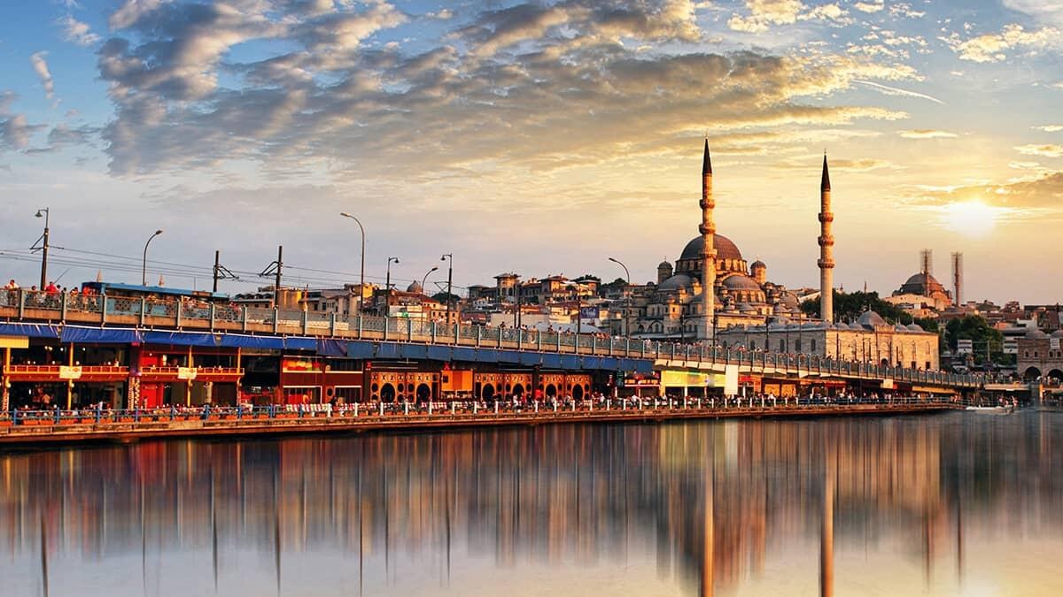 turkiyede-guclu-partlayis-bina-cokdunbsp-1753337317