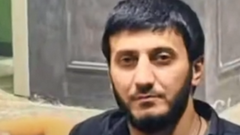 toyu-olacaqdi-beylik-kostyumu-evde-qaldi-mescidde-oldurulen-gencle-bagli-teferruatlar-videonbsp-1753701967