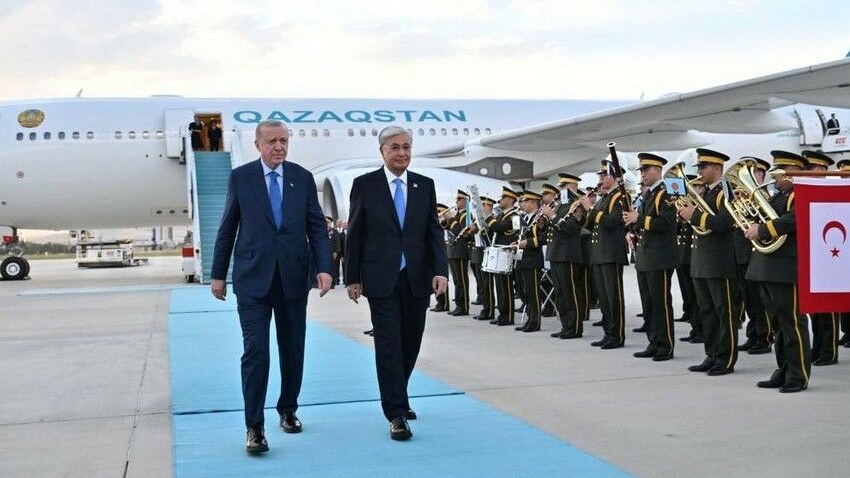 tokayev-turkiyede-seferdedir-1753726913