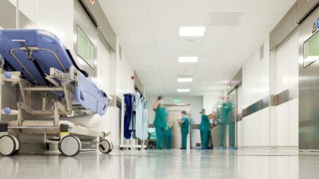klinikadan-zeng-edib-dediler-ki-olub-indi-de-deyirler-sagdir-1753690237