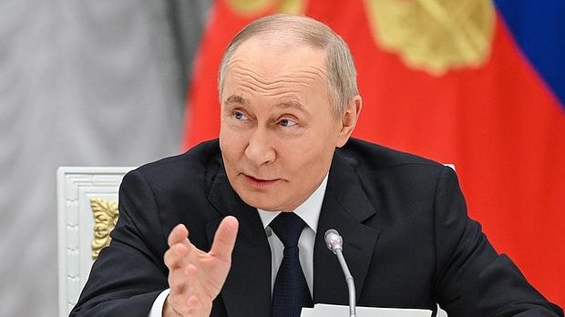 putin-suriyanin-xarici-isler-nazirini-qebul-etdi-1753981582
