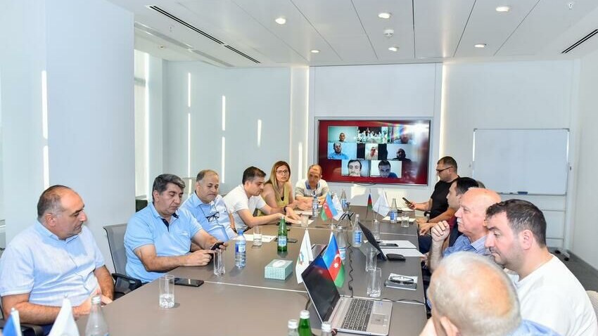 mahir-memmedov-mesqcilerle-gorusdu-foto-1754232684