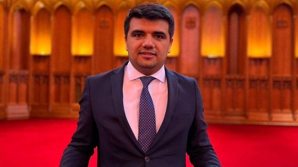 azerbaycanli-londonda-ticaret-ve-senaye-palatasinin-komite-sedri-teyin-edildi-1754506466
