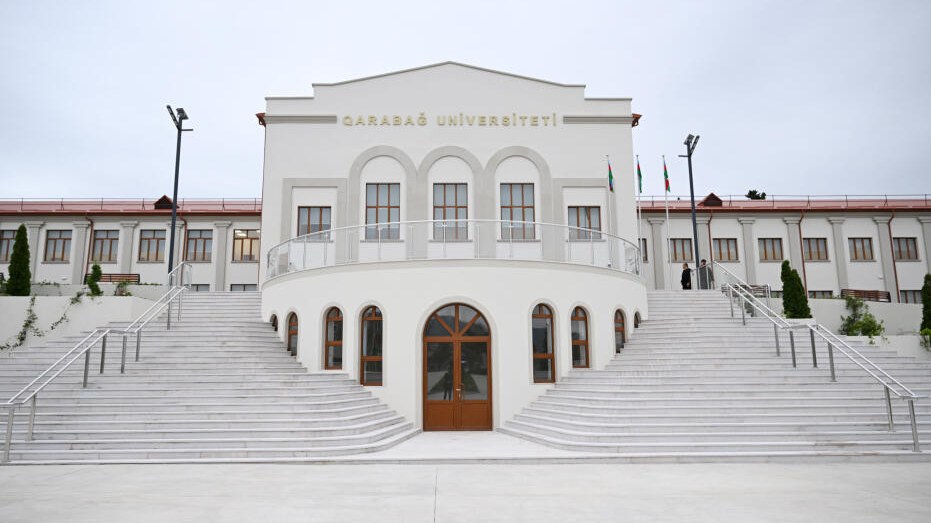 qarabag-universitetinde-rus-ve-ingilis-bolmelerine-qebul-aparilmayacaq-1754476680