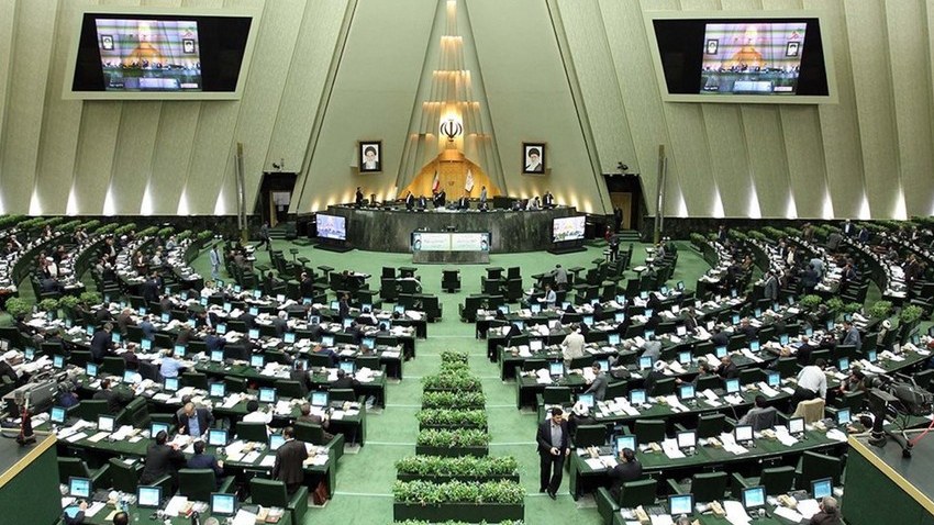 iran-parlamenti-xezerin-bolunmesi-senedini-qebul-etmir-1754628930