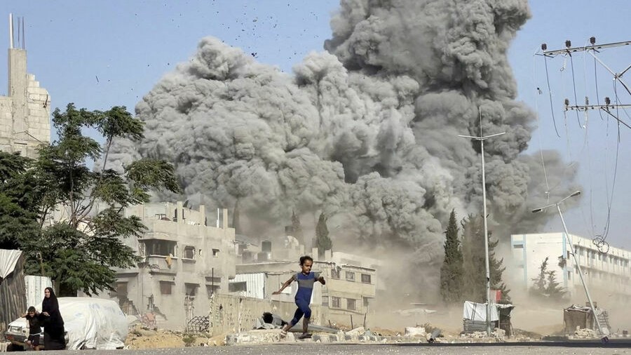 israil-ordusuna-emr-verildi-hemas-in-son-iki-qalasi-da-mehv-edilecek-1754836993