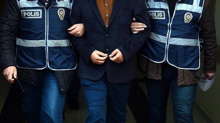 turkiyede-belediyye-emeliyyati-17-nefer-tutuldu-1754982230