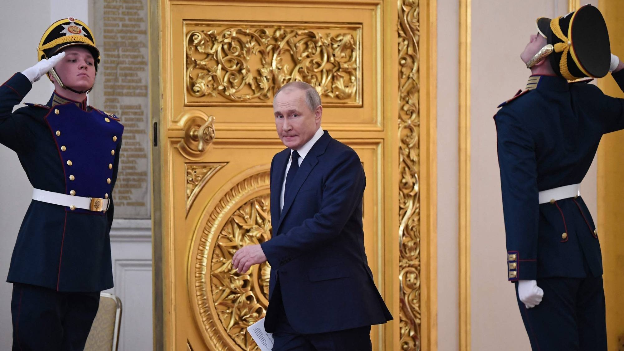 putin-donetski-doyussuz-isteyir-1755415893