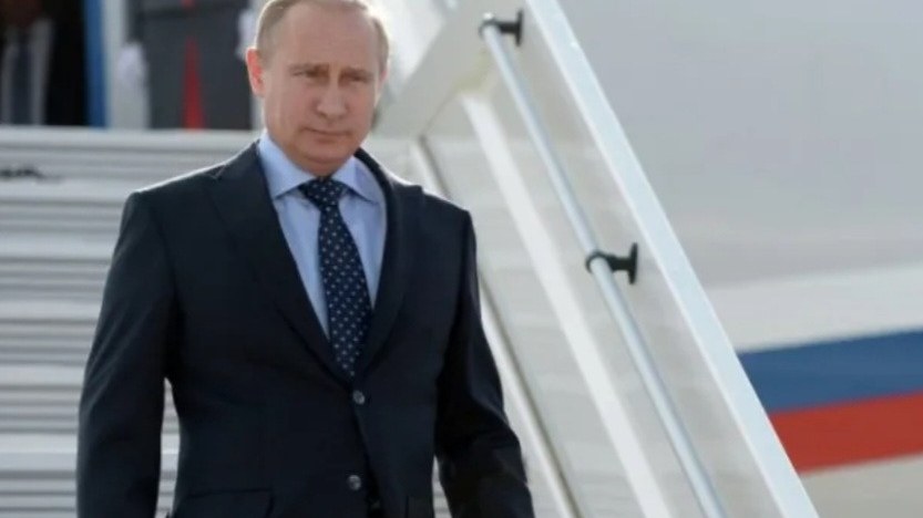 putinin-karti-alyaskada-islemedi-teyyaresine-yanacaq-vurmaq-ucun-1755451726