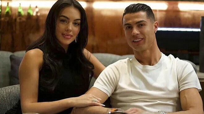 ronaldo-ve-corcina-esrin-toyuna-hazirlasir-gorun-ne-qeder-pul-xercleyecekle-1755760987