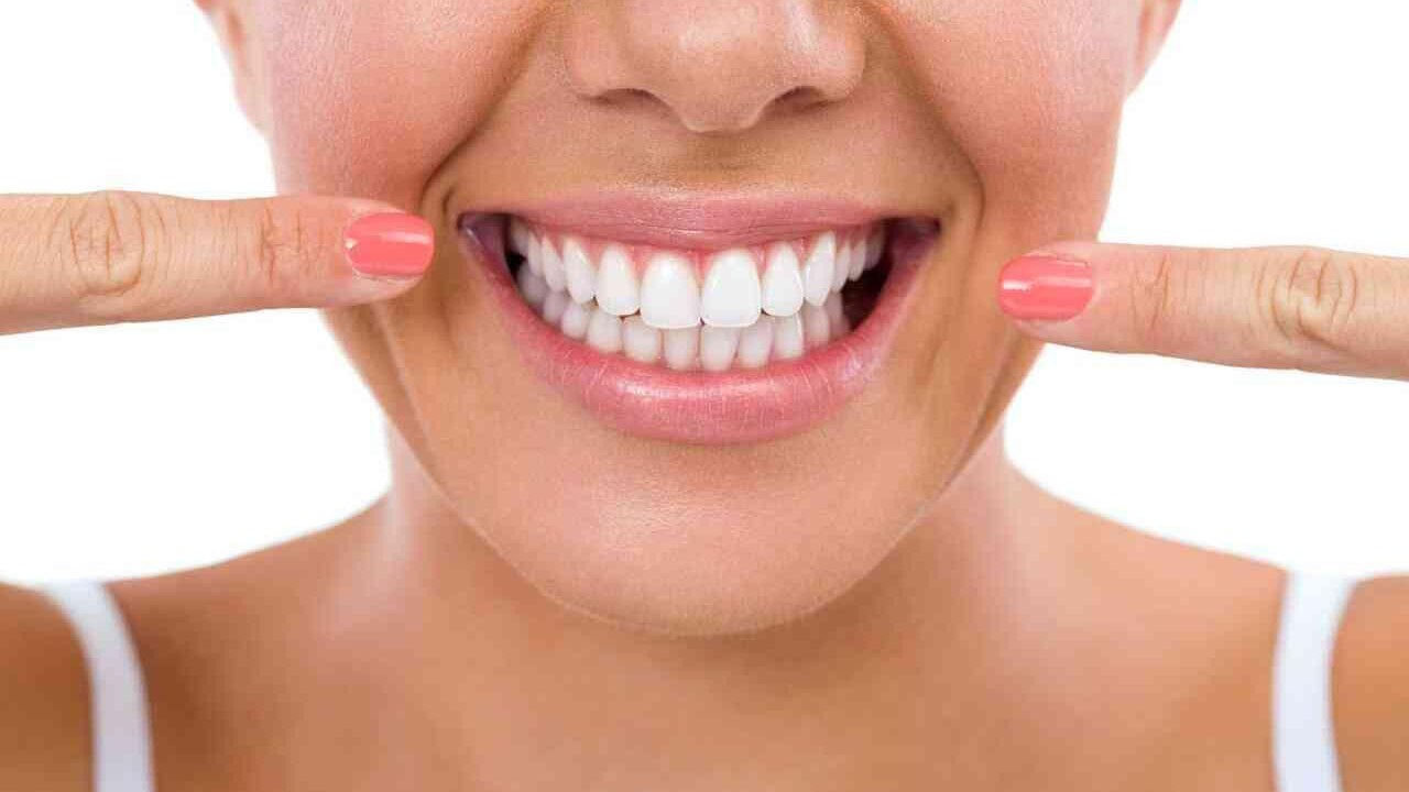 dislerinizin-rengi-xesteliyinizden-xeber-verir-1755838676