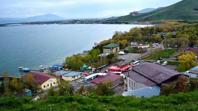 ermenistan-goyce-golunu-bu-olkeye-icareye-verir-1755840788
