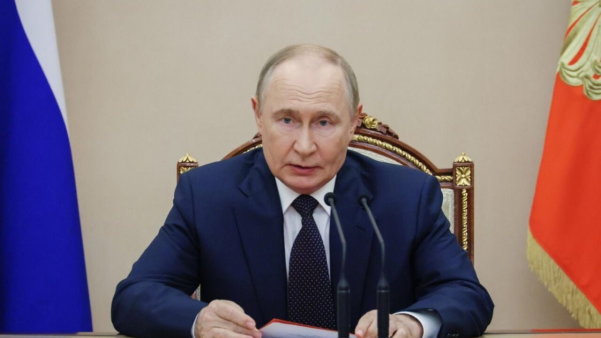 tecili-putinin-gizli-nuve-gorusu-kecirdi-ne-bas-verir-1755965125