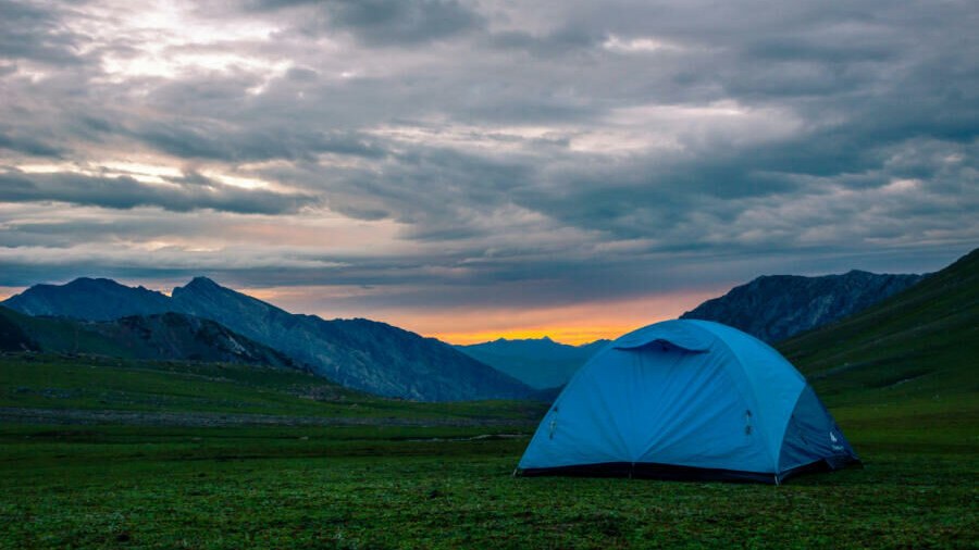 azerbaycanda-kempinqe-ustunluk-verenlere-xeberdarliq-1755928953